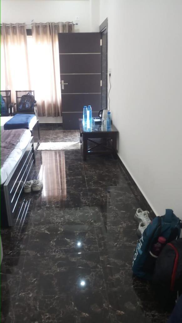 Jhankar Banquet And Lawn Varanasi Exterior photo